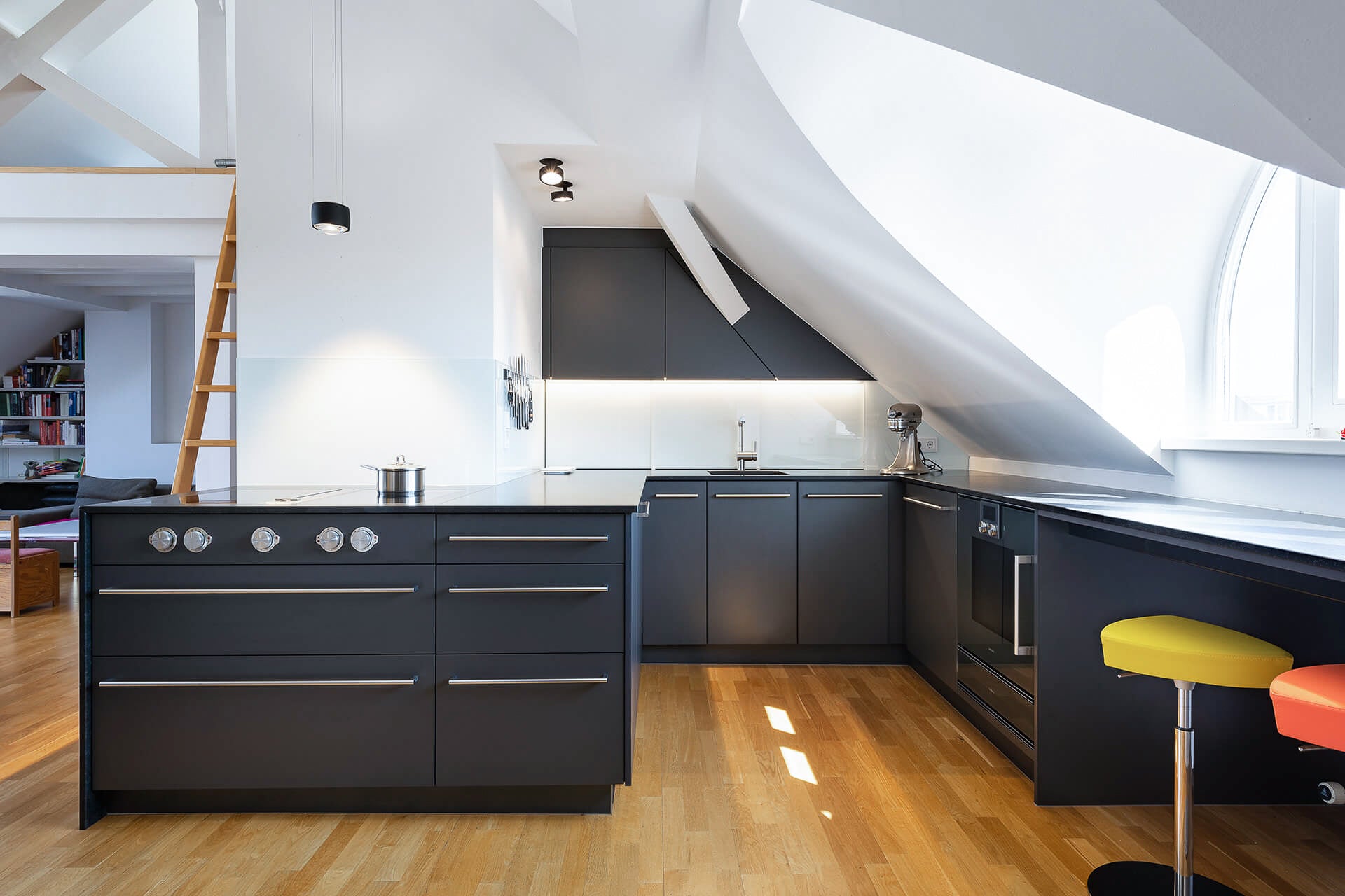 Innovator Schwarze Küche